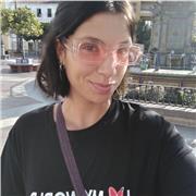 Soy maestra de Educación Primaria y mi metodología es muy dinámica, además trato de que mi aprendizaje sea bidireccional.